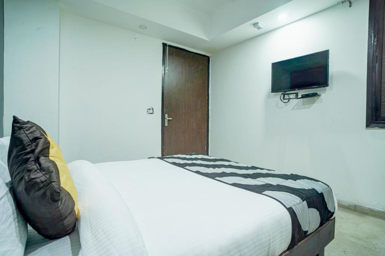 ניו דלהי Hotel Red Snapper Couple Friendly At West Delhi מראה חיצוני תמונה